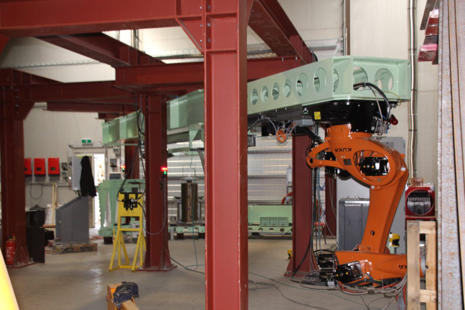 Kuka robot - Travelling axes - SimKon by Vansichen